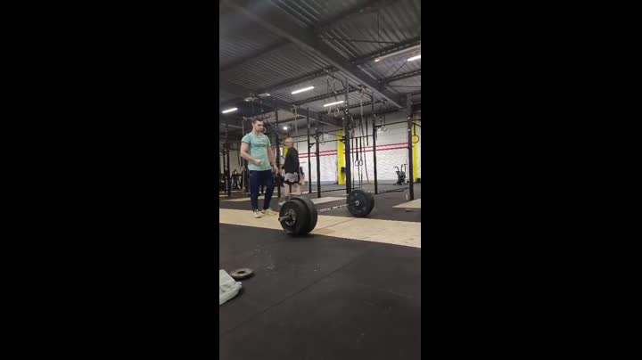 Squat Clean 105 kg Thumbnail